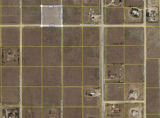 Corner Avenue Drt Stw #C8-261, Lancaster, CA 93536