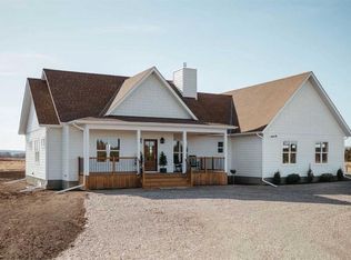 33080 E Range Road 61, Rural Mountain View County, AB T0M1X0
