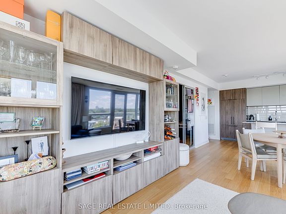 5th image of 150 Logan Ave #734