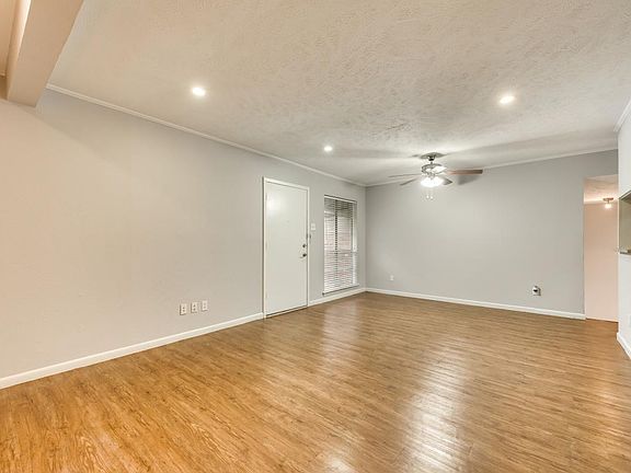 3rd image of 4317 Hartford St APT 214B