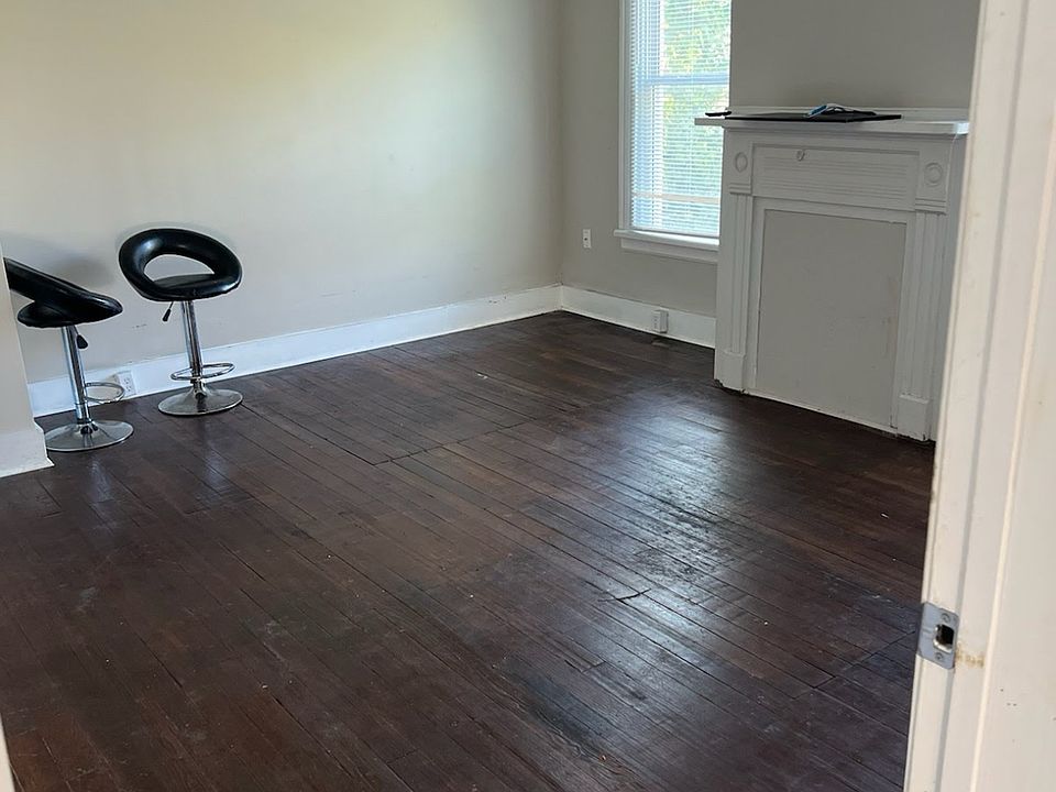 2nd image of 1527 Mechanicsville Tpke #5