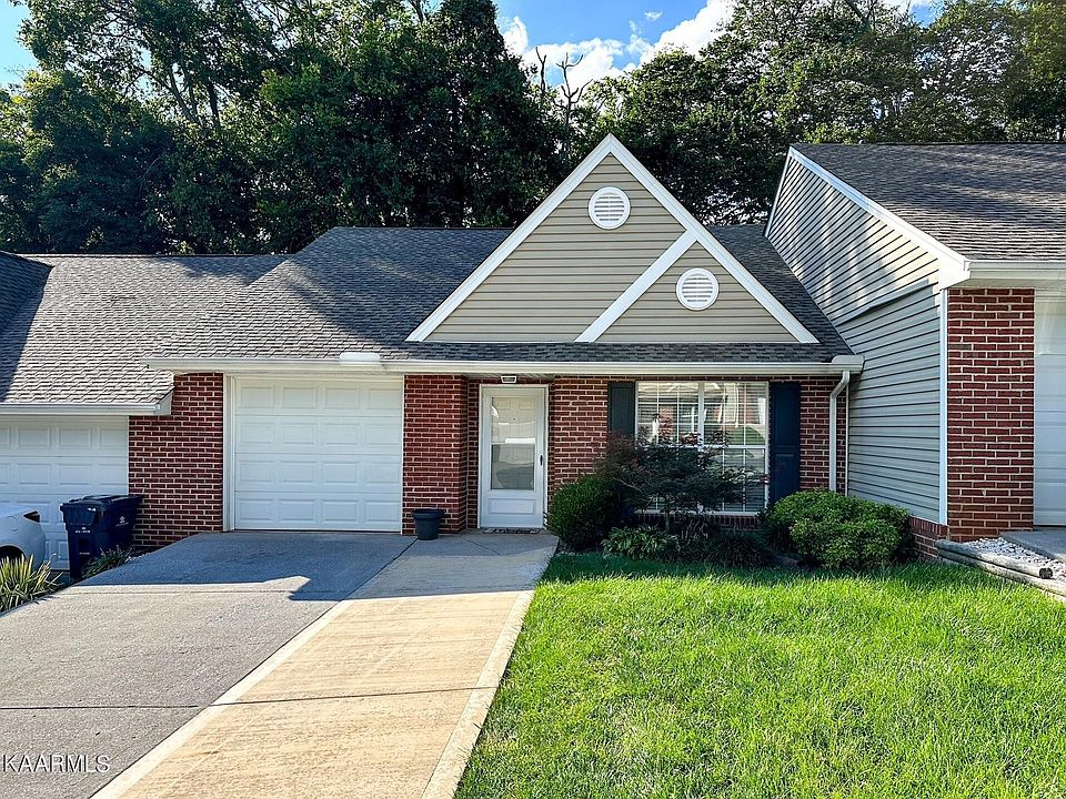 1st image of 133 Dalton Place Way