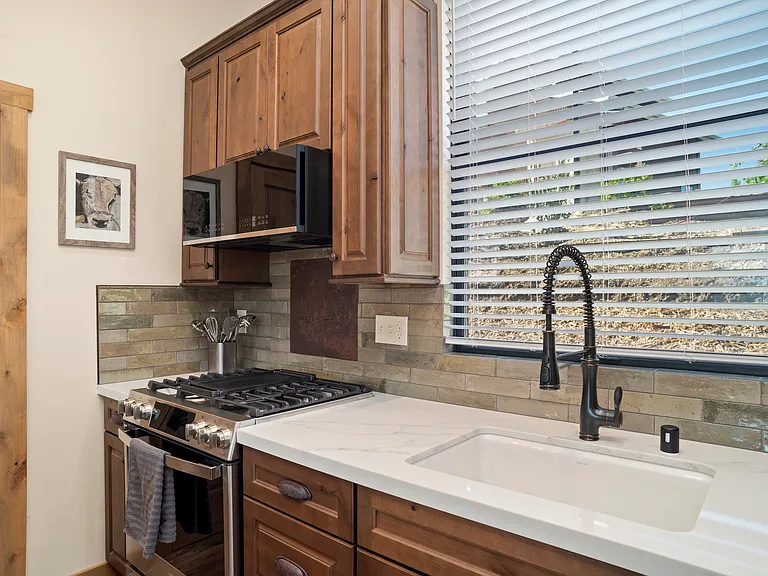 3605 1/2 Fortuna Ranch Rd — Photo 20