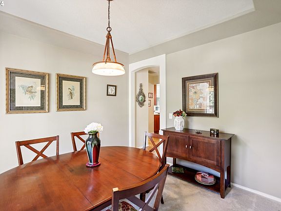 4th image of 4405 NE 141st Cir