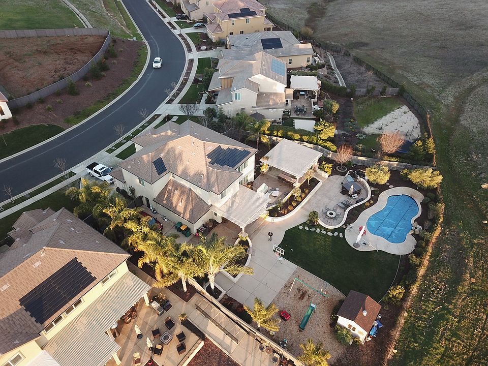 2nd image of 5343 Brentford Way