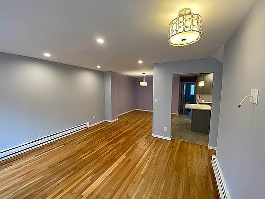 4th image of 25-17 33rd St #1