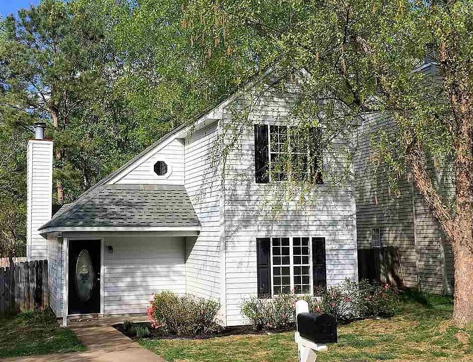 1st image of 113 Creekpoint Dr