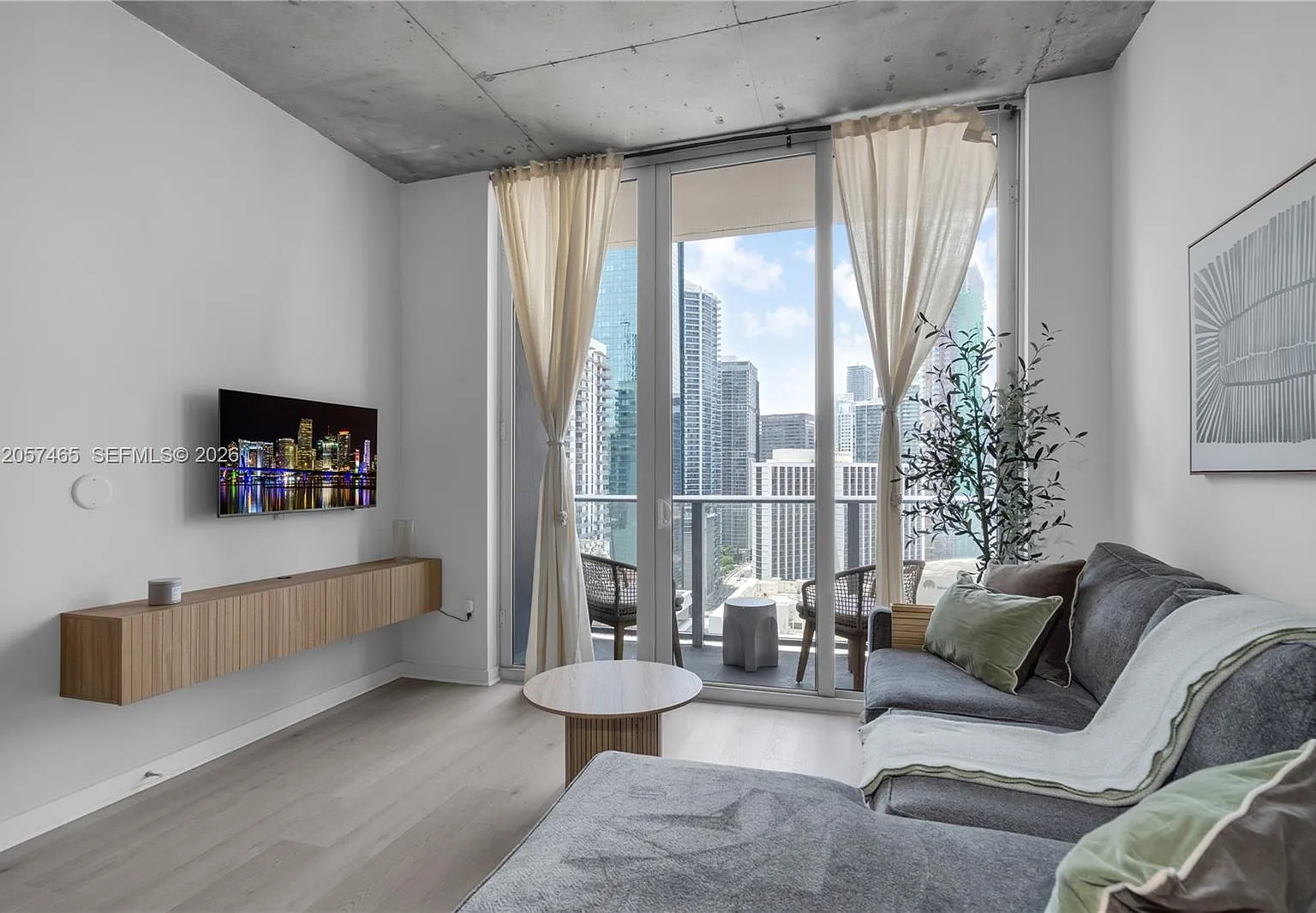 Centro Condo — Photo 3