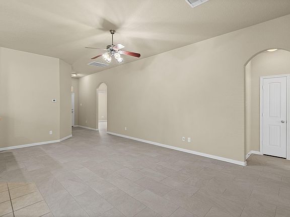 5th image of 26350 Longview Creek Dr