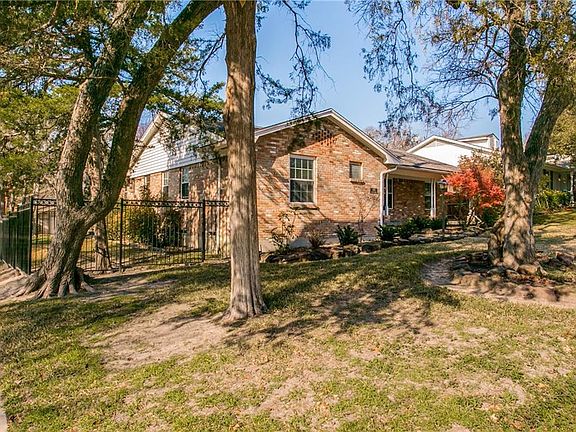 2nd image of 11831 Lochwood Blvd