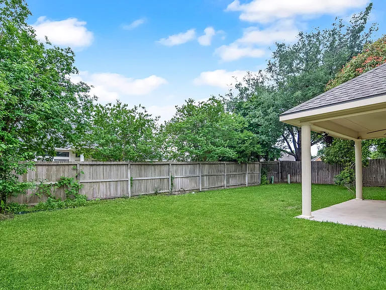 2511 Kingsbury Dr — Photo 22