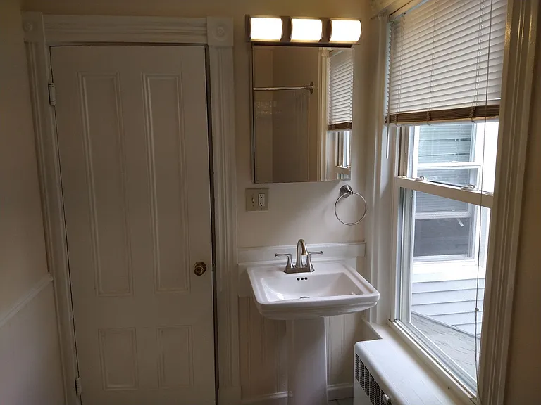 184 Forest Ave #2 — Photo 15
