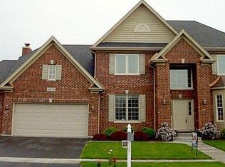 40W396 Francis Bret Harte St, St Charles, IL 60175