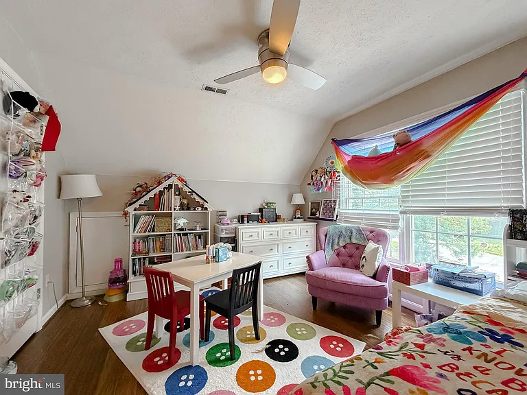23118 Silverberry Way — Photo 41