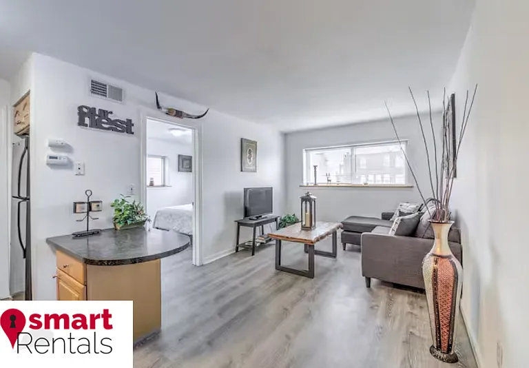 3844 Park Ave #6 — Photo 1
