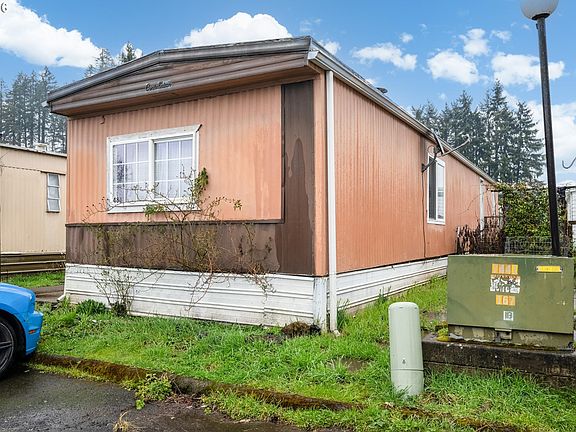 2nd image of 2145 31st St Space 48