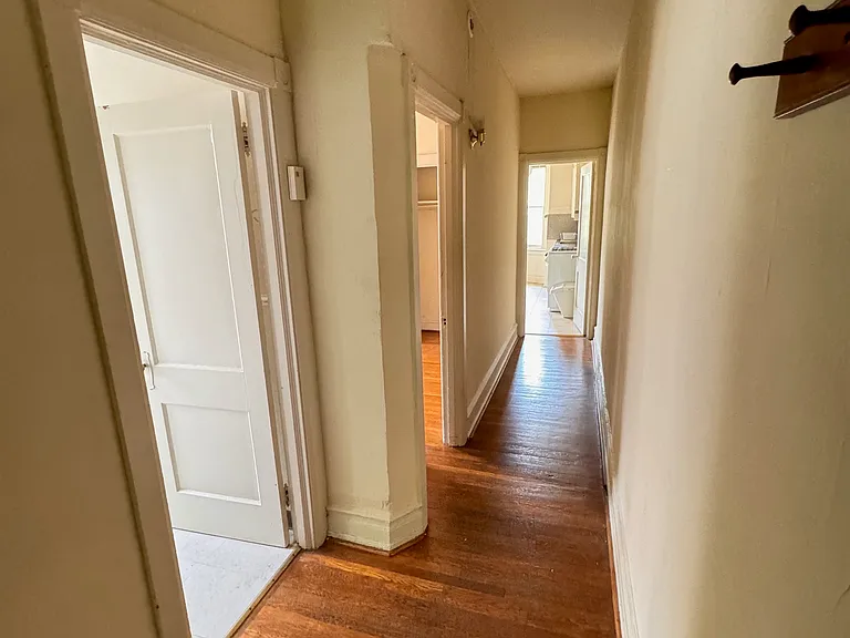 522 S 46th St #3 — Photo 23