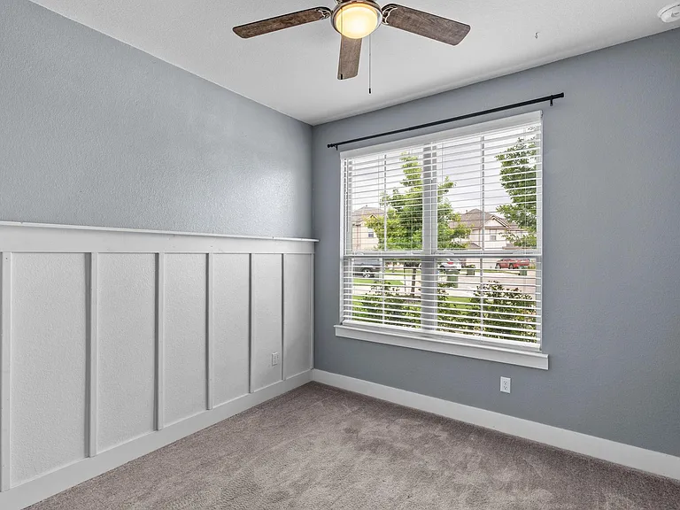 525 Compania Cv — Photo 5