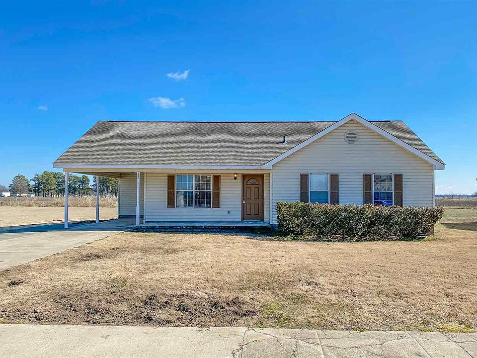 1st image of 257 Cypress Dr