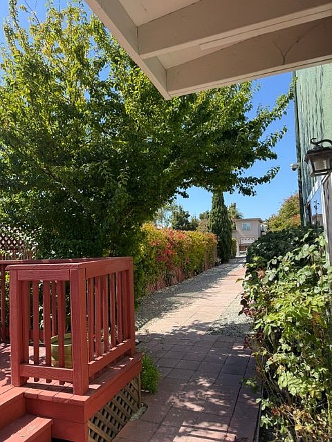 Private Drive & Walk Way