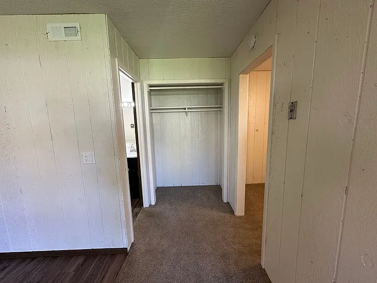 Sheldon 40-Unit (Northpark Apartments) — Photo 8