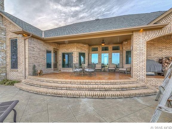 3rd image of 804 Stone Creek Ct