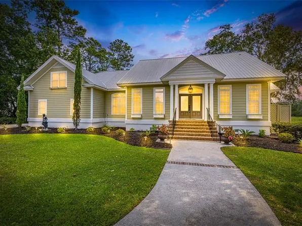 168 Harbor Pointe Dr, Brunswick, GA 31523