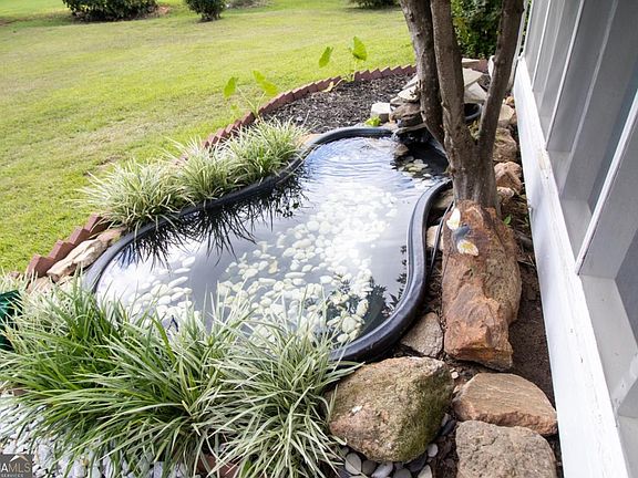 3rd image of 145 Deer Ridge Ct