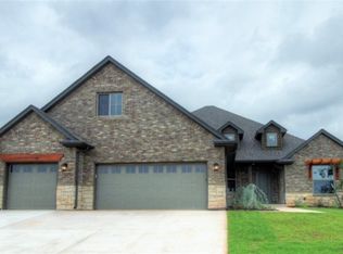 19528 Rambling Creek Dr, Edmond, OK 73012