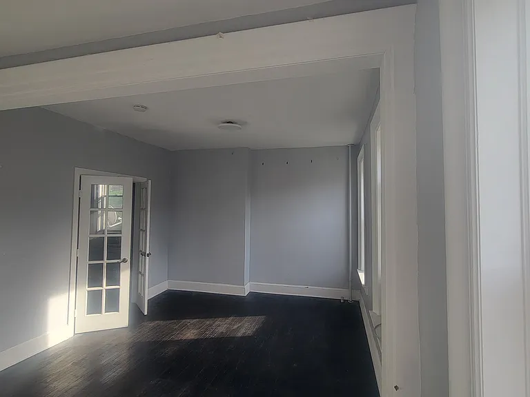 692 Bergen Ave #3 — Photo 7