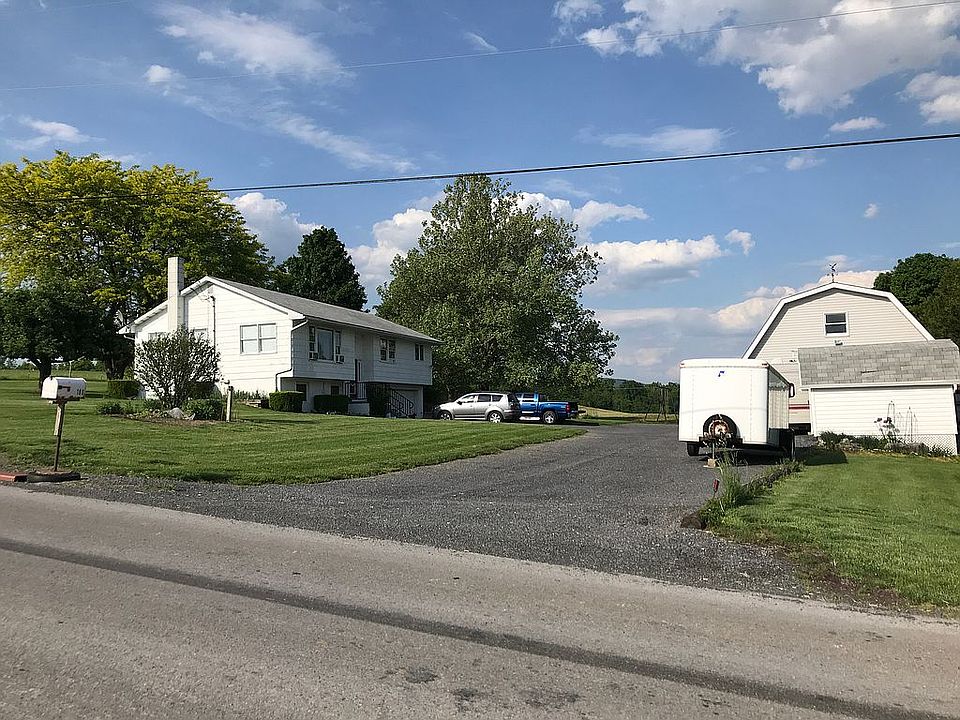 2nd image of 180 Decker Rd