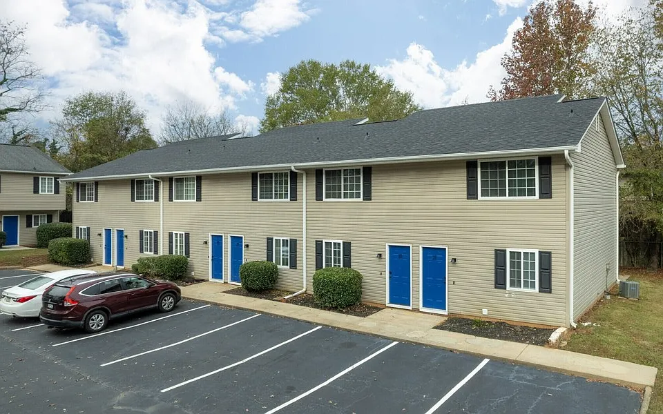 Exterior w/ convenient parking