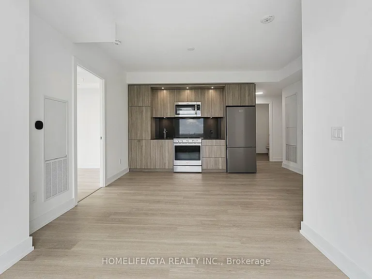 60 Central Park Dr #2413 — Photo 15
