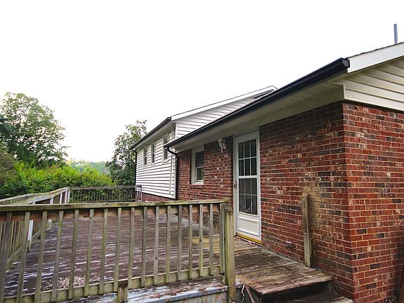 5th image of 1517 Dogwood Dr
