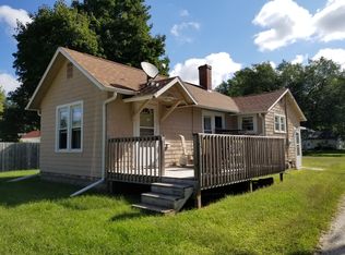 109 Ferry St, Prophetstown, IL 61277