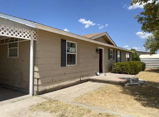 1104 S Emerson Ave, Mccamey, TX 79752