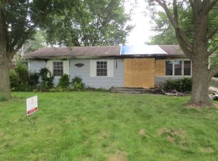 431 Sherwood Dr, Aurora, IL 60505