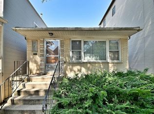 2924 N Dawson Ave, Chicago, IL 60618