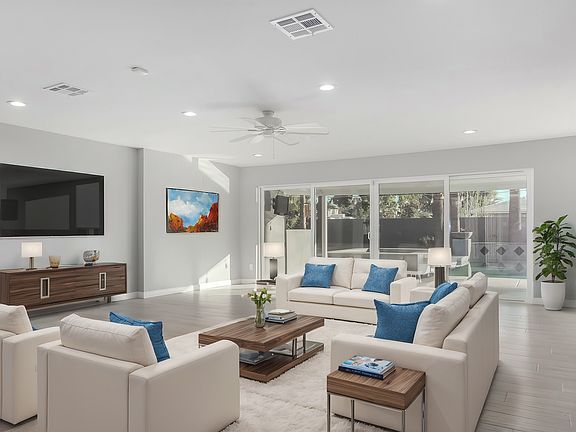4th image of 3609 E Highland Ave