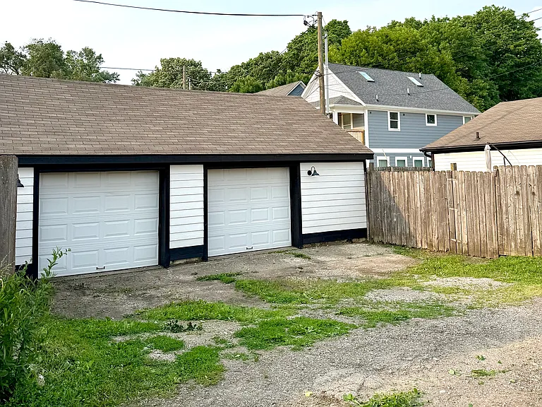 920 N Oriental St — Photo 18
