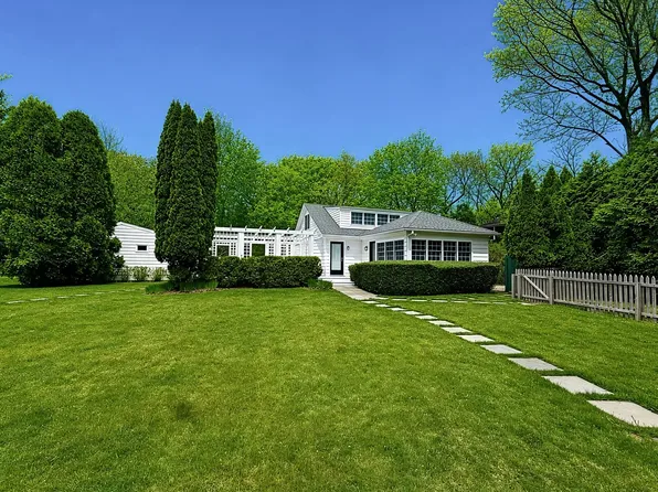 59 Osborne Ln, East Hampton, NY 11937