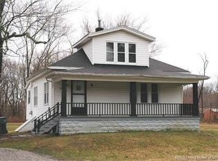 211 E Daisy Ln, New Albany, IN 47150
