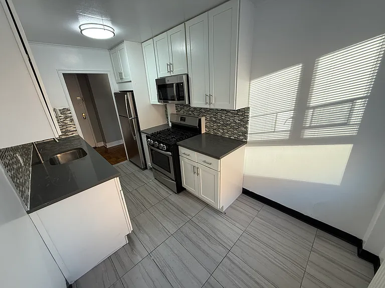 192-45B 71st Cir #1C — Photo 4