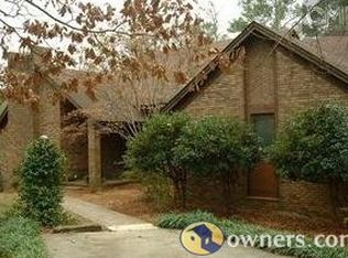 1040 Wallace Dr, Newberry, SC 29108