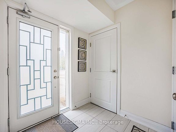 3rd image of 1870 Altona Rd #11