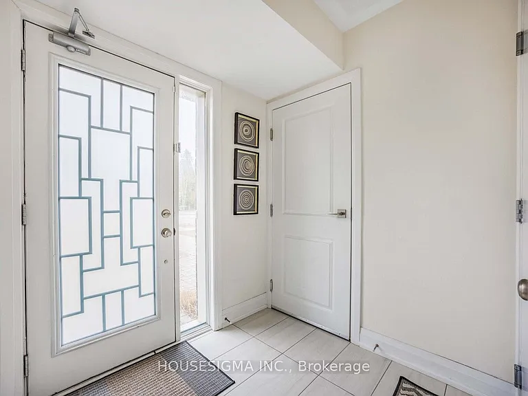 1870 Altona Rd #11 — Photo 3