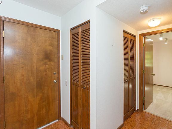 3rd image of 2418 SE Baypoint Dr Unit 53