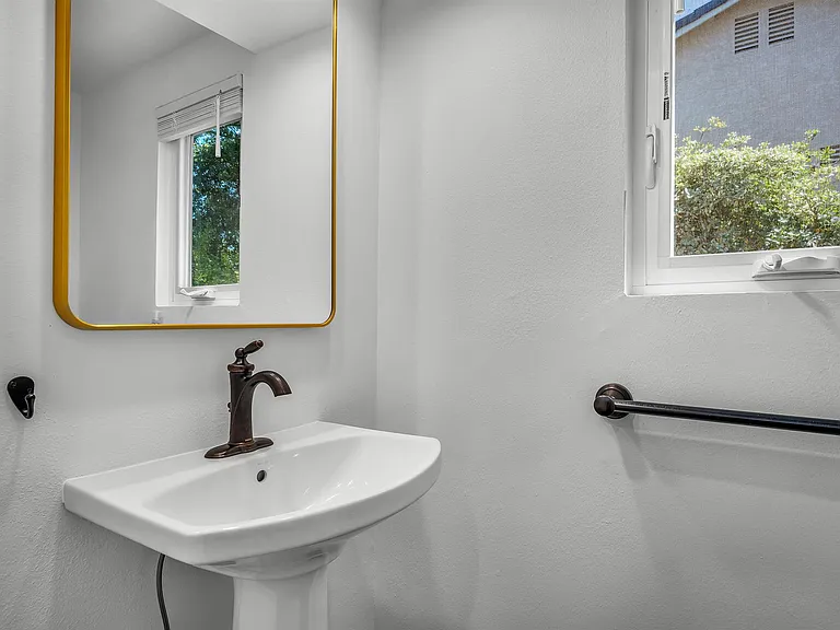 2655 Calle Abedul — Photo 8