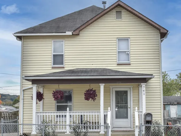 741 Russell Ave, Newark, OH 43055