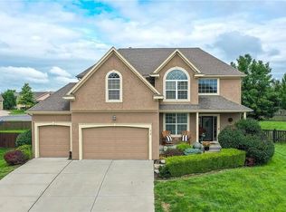 410 W Colleen Ct, Gardner, KS 66030